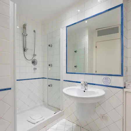 - Por Santa Maria Apartment Florence