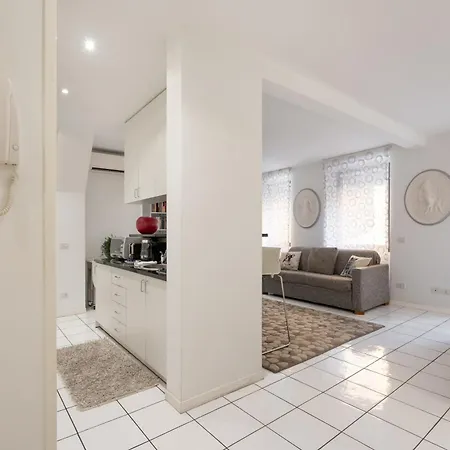 Apartment - Por Santa Maria Florence